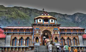 Chardham Yatra Package from Ahmedabad by bus 2023