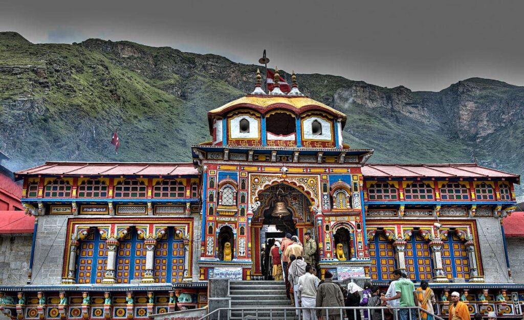 Chardham yatra by helicopter 2023 6Days/5Nights